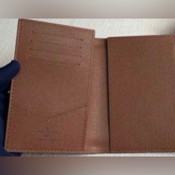 Accessories - Cute passport cover